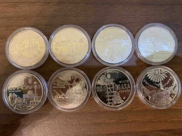 Продам набір медалей Міста героїв Київщина Харків Херсон Маріуполь Миколаїв Чернігів Волноваха Охтирка 1