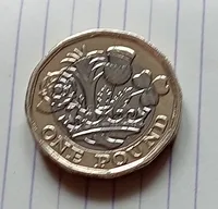 Продам 1 фунт2016р. Британія.