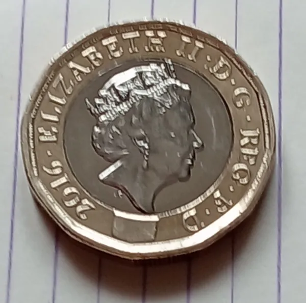 Продам 1 фунт2016р. Британія. 1