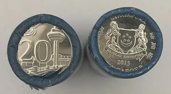 Продам монету Сінгапуру 20 центів, 2013 рік "Аеропорт Чангі" із ролу 1