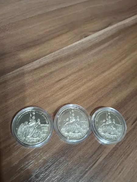 Продам пам'ятну монету 350 років Львівському національному університету імені Івана Франка (нейзильбер) , 2011 р. 2