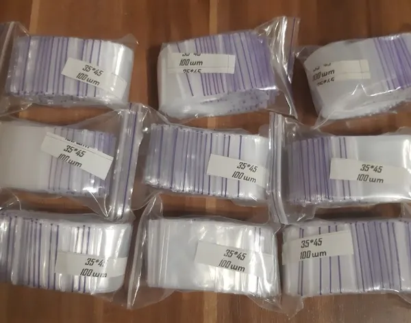 Продам зип-пакеты 35*45 мм ( 100 шт) , подходит под 10 грн ЗСУ 1