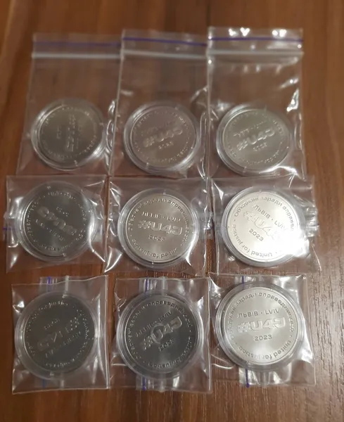 Продам памятную медаль НБУ Об'єднані заради справедливості (2023 р.) 1