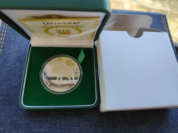 Продам Зубр (срібло (Ag 925)) 2